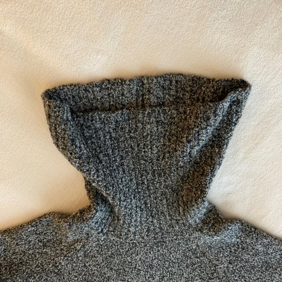 LL Bean Cowlneck Sweater black/white - Picture 5 of 10